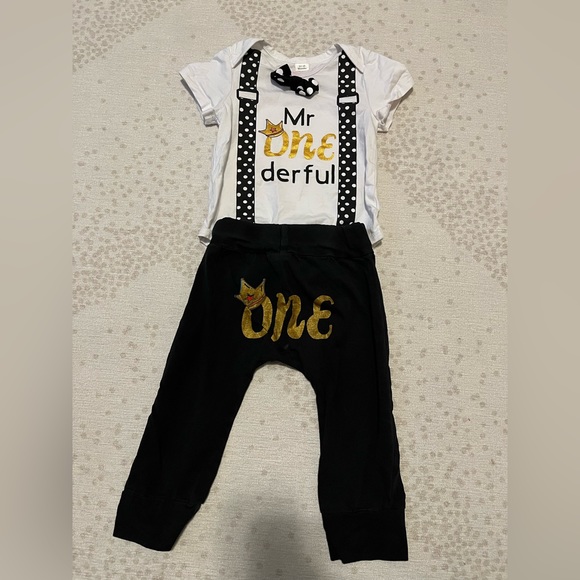 First Birthday Outfit - Picture 2 of 9